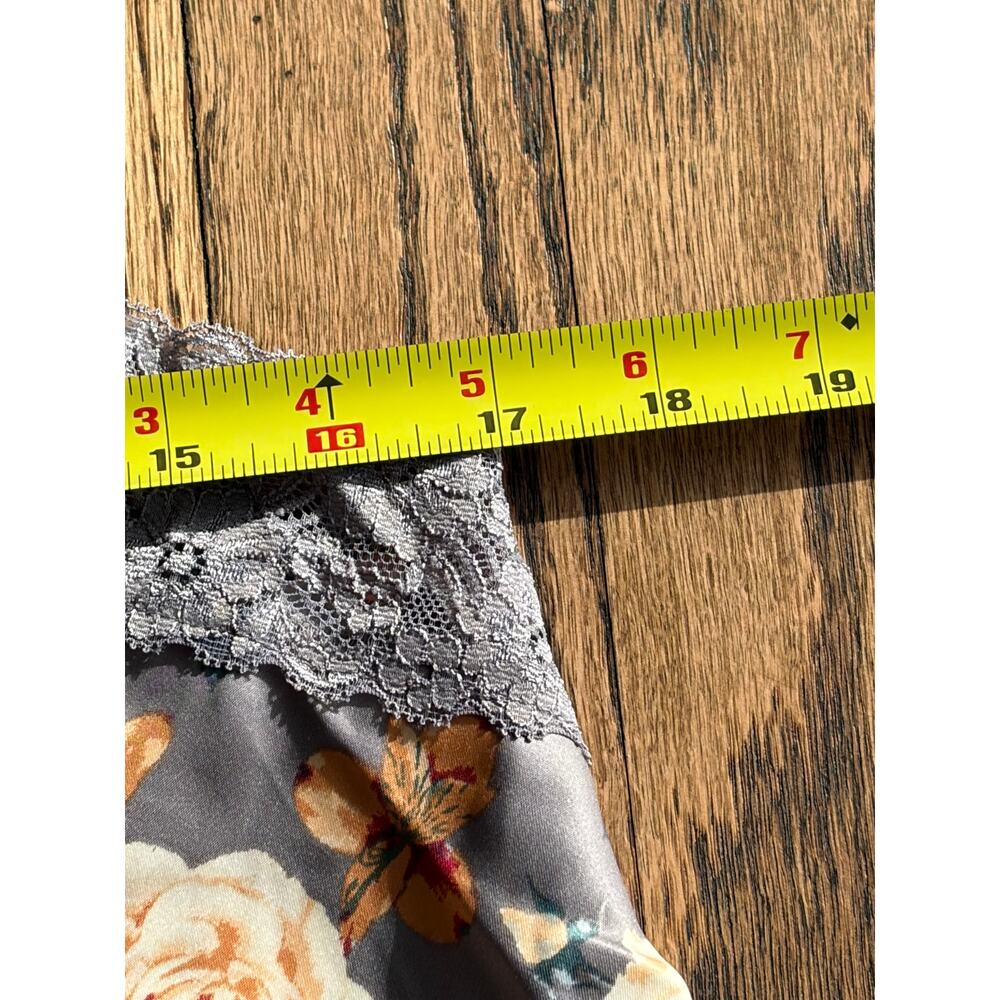 Flora Nikrooz Silky Gray Floral Pajama Set Sz M - Picture 8 of 12